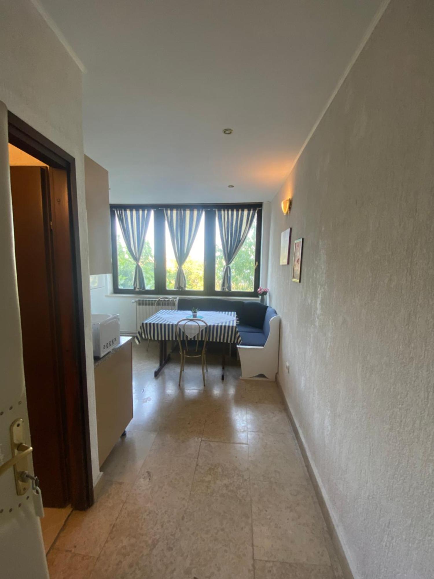 Villa Salyna Icici Bagian luar foto