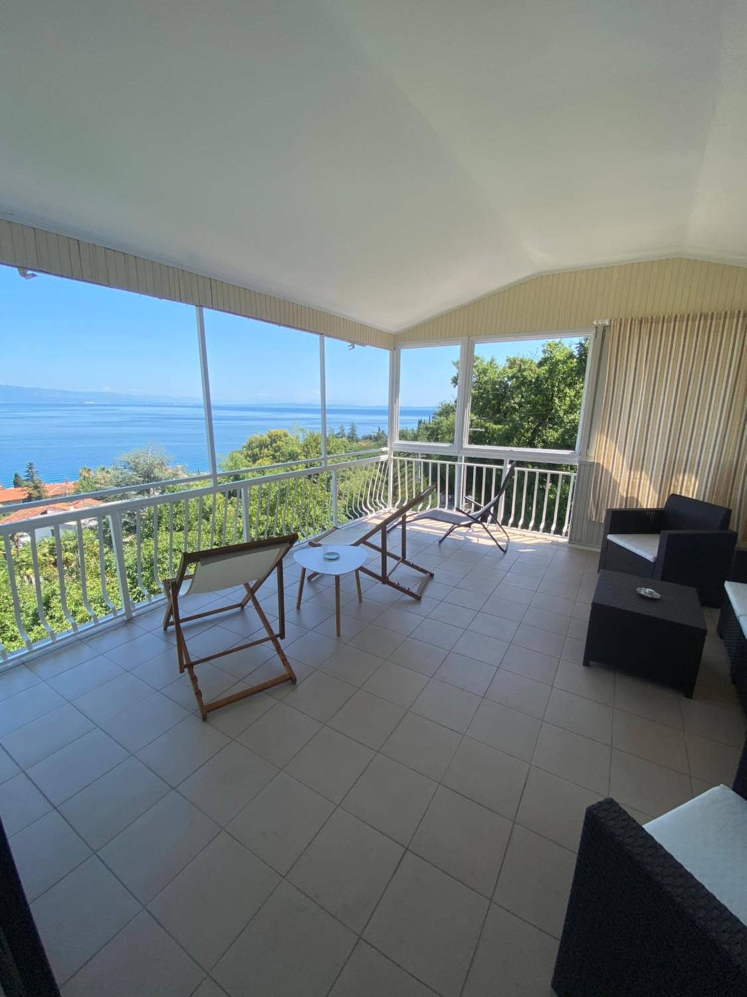 Villa Salyna Icici Bagian luar foto