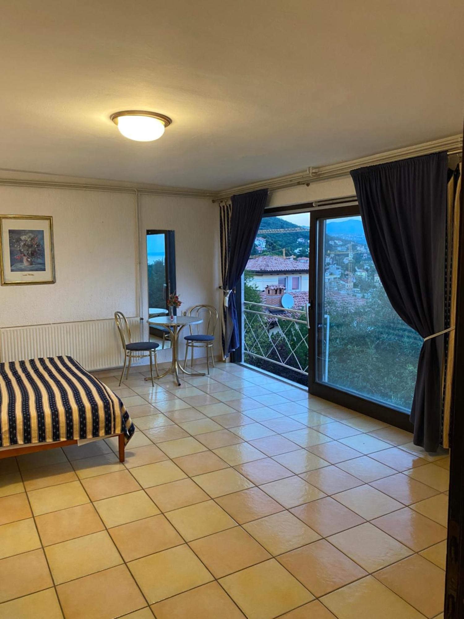 Villa Salyna Icici Bagian luar foto