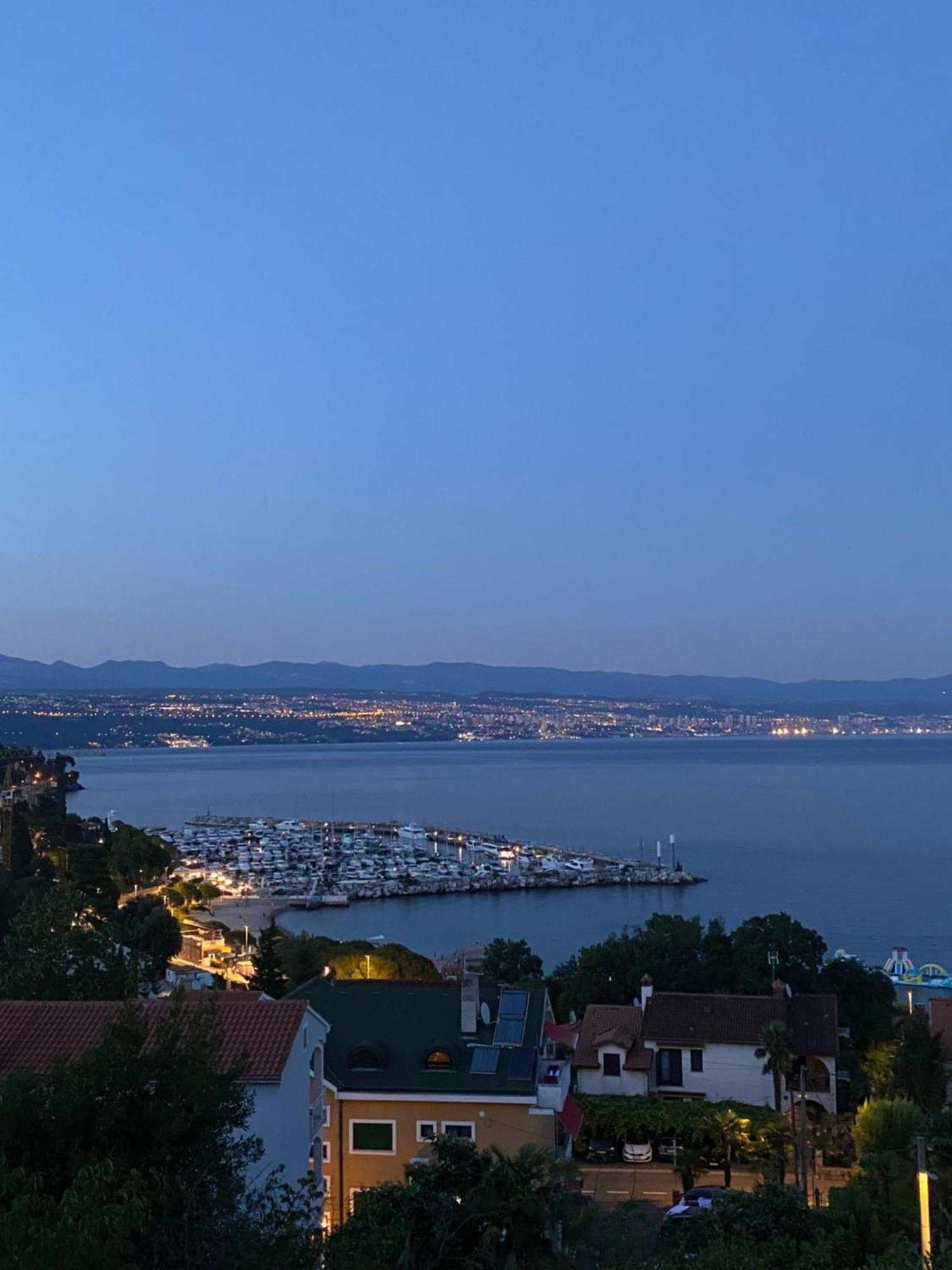 Villa Salyna Icici Bagian luar foto