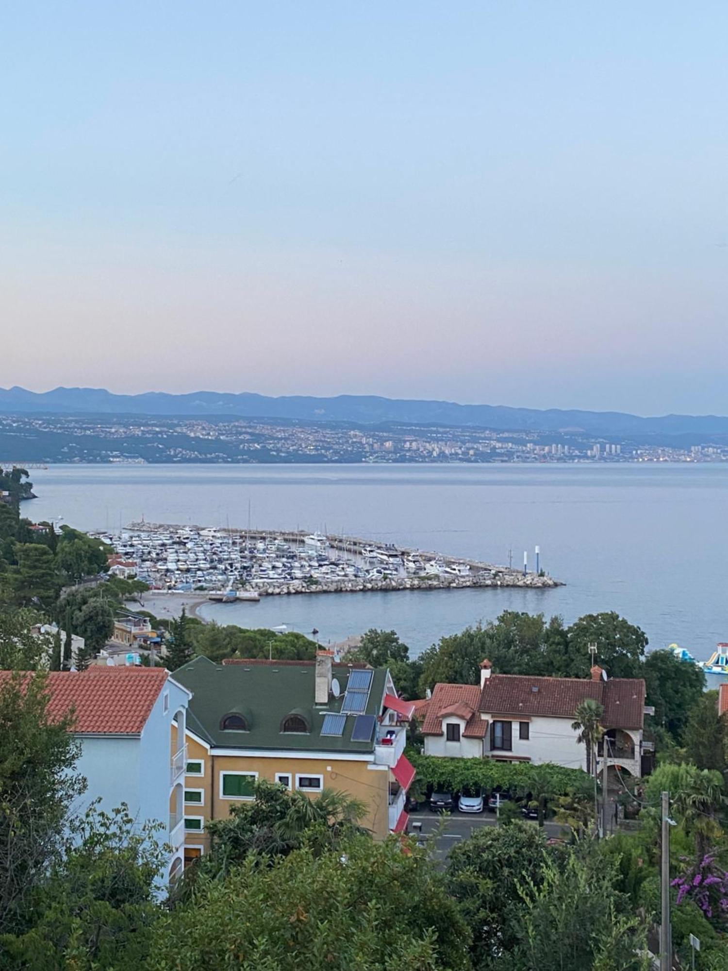 Villa Salyna Icici Bagian luar foto