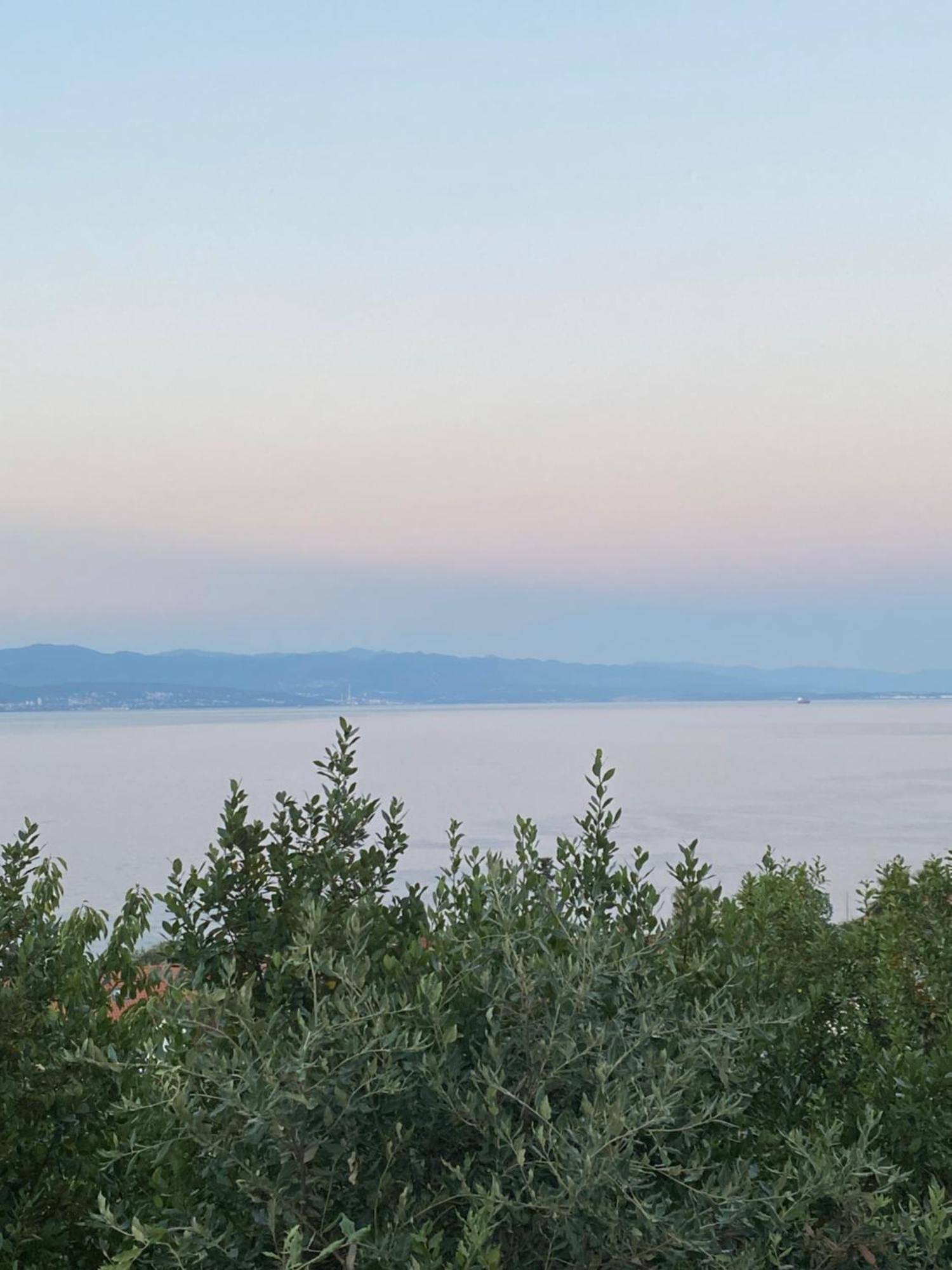 Villa Salyna Icici Bagian luar foto